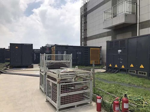 金口河除了定期检查，还有哪些方法可以及时发现接触式转速表探头的磨损？